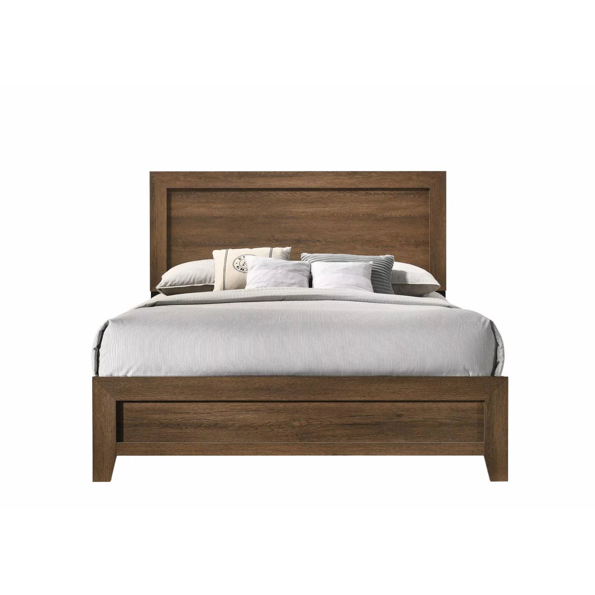 Queen Bed in Oak R80237