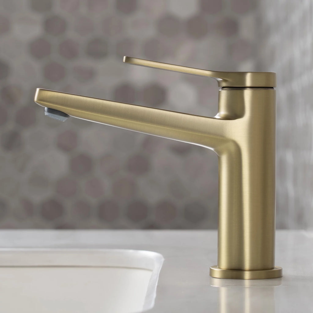Single Handle Bathroom Faucet in Brushed Gold N120618