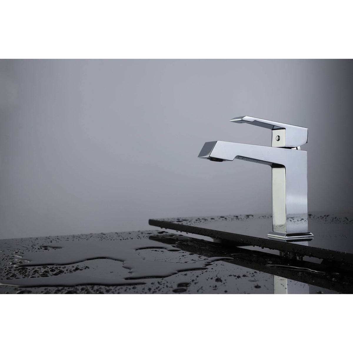 Chrome Brass Single Hole Bathroom Faucet E827843