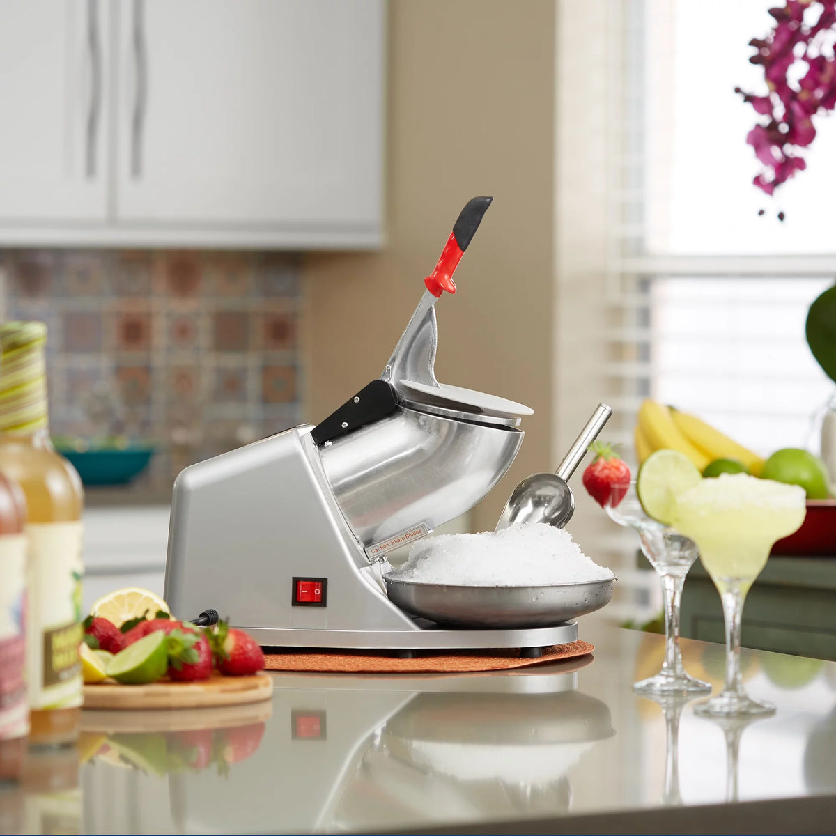 Ice Shaver Crusher with Stainless Steel Blades and Scoop X949855
