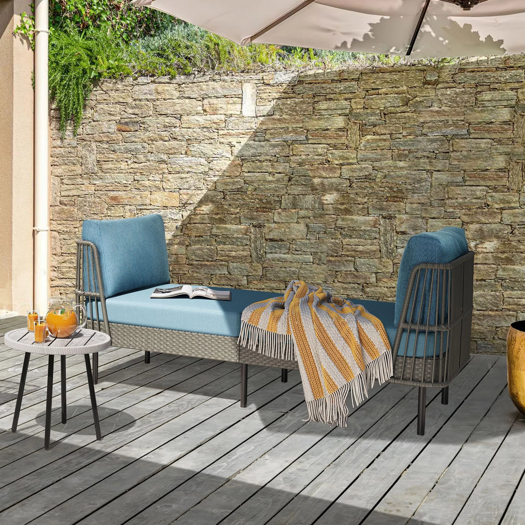 74in Wicker Outdoor Daybed with Cushion O414