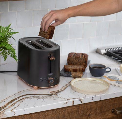 Matte Black 2-Slice Toaster A837