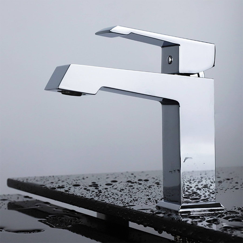 Chrome Brass Single Hole Bathroom Faucet E827843