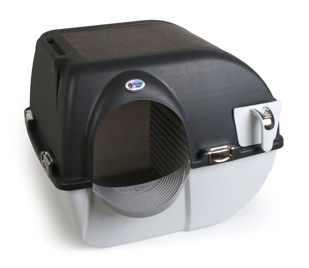 Black Self-Cleaning Litter Box B9778