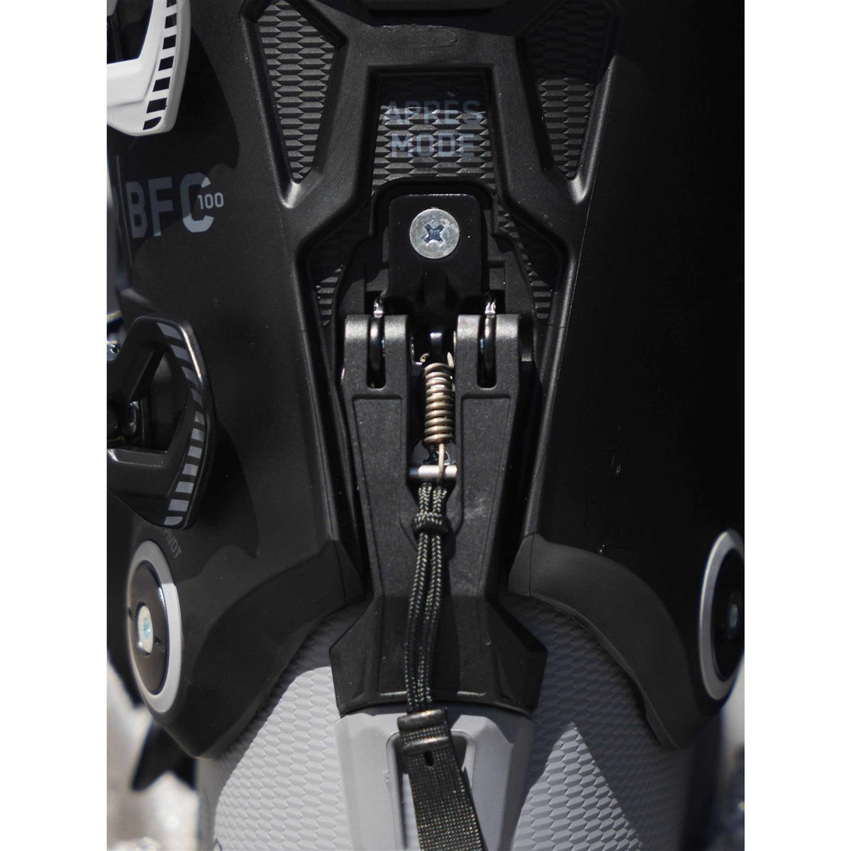 100 Ski Boots N99983