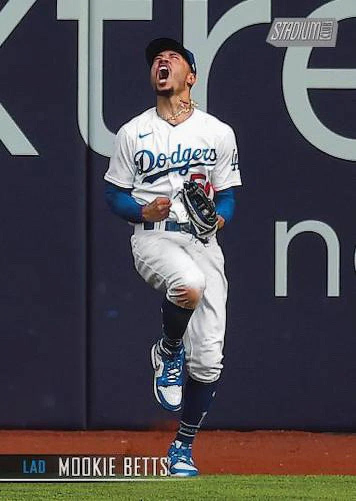 Topps MLB Baseball Trading Cards Blaster Box 40 Cards U46036
