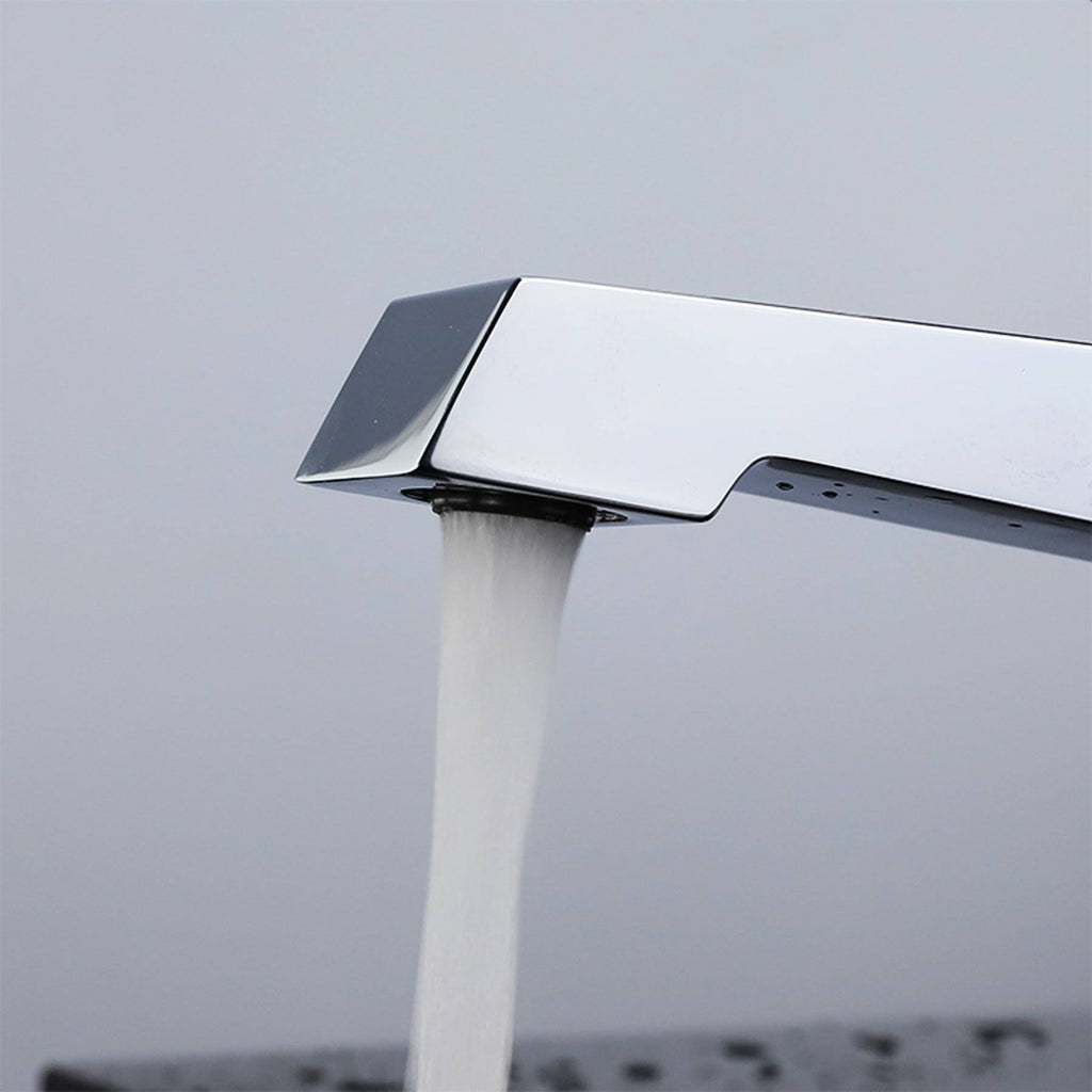 Chrome Brass Single Hole Bathroom Faucet E827843