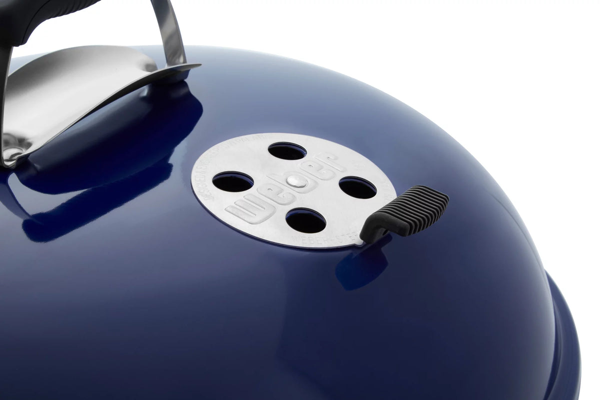 22 Charcoal Grill I289