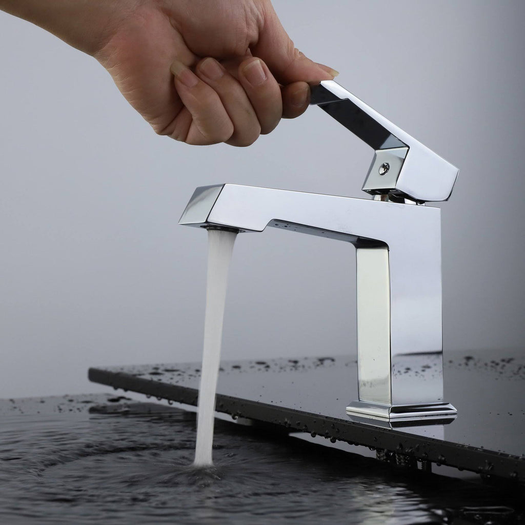 Chrome Brass Single Hole Bathroom Faucet E827843