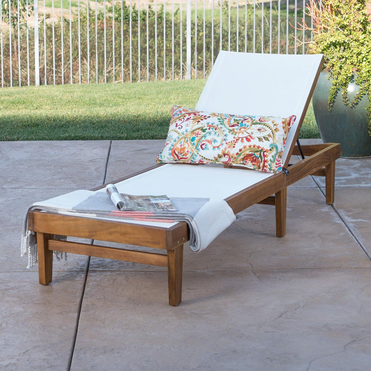 Teak Finish White Mesh Outdoor Chaise Lounge X805